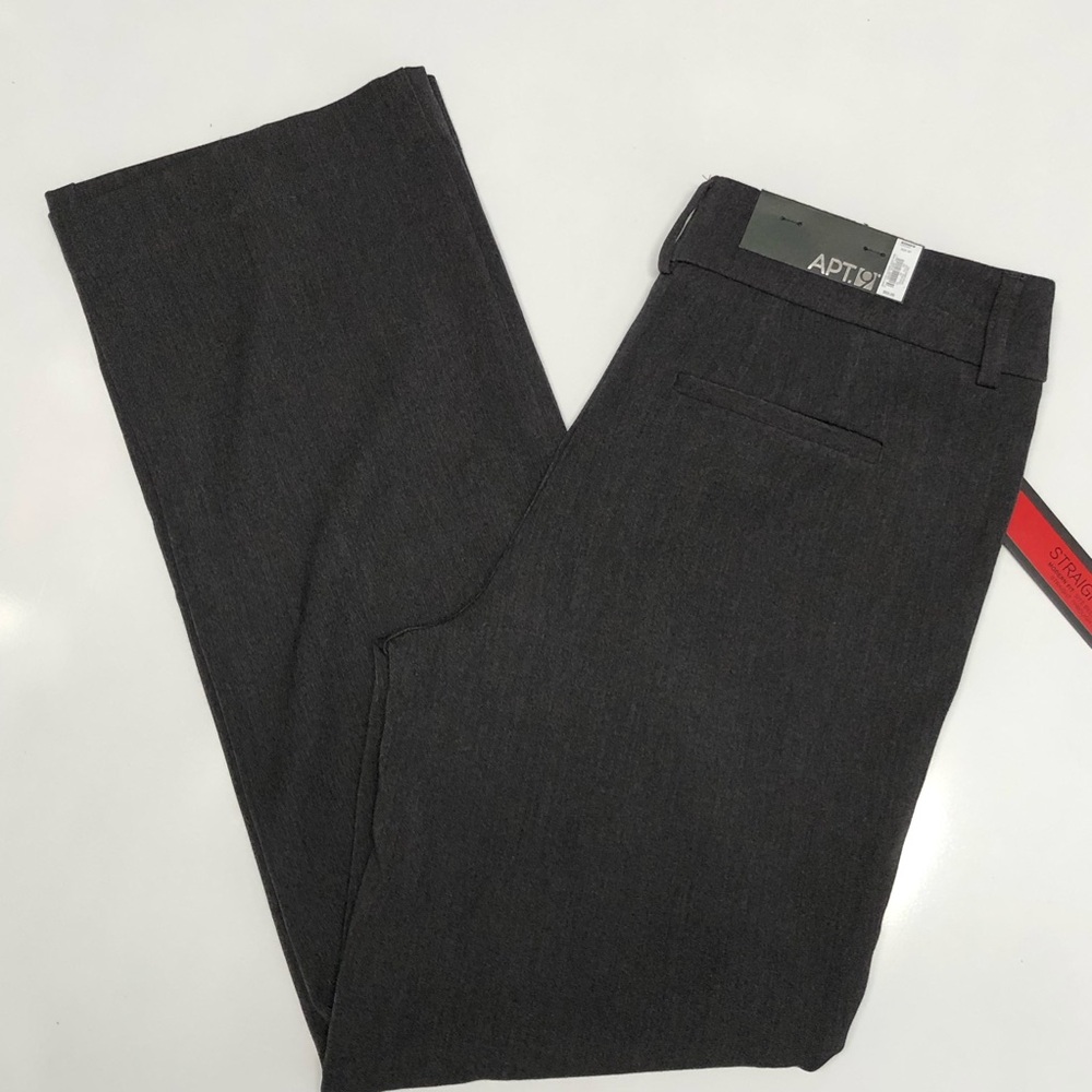 Apt.9 Straight Leg low rise pants. Size 6P